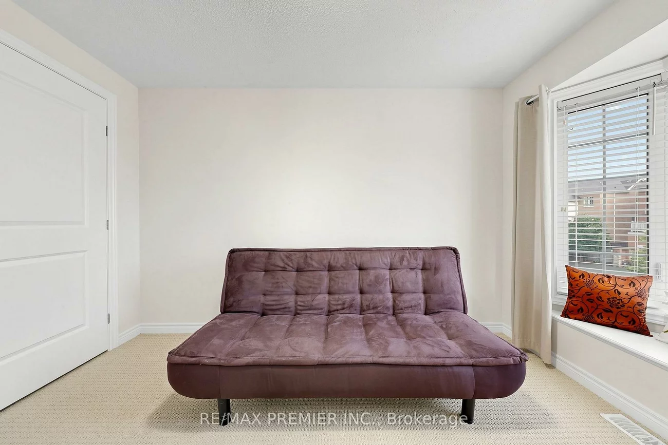 5, Hatton Garden, Vellore Village, Vaughan
