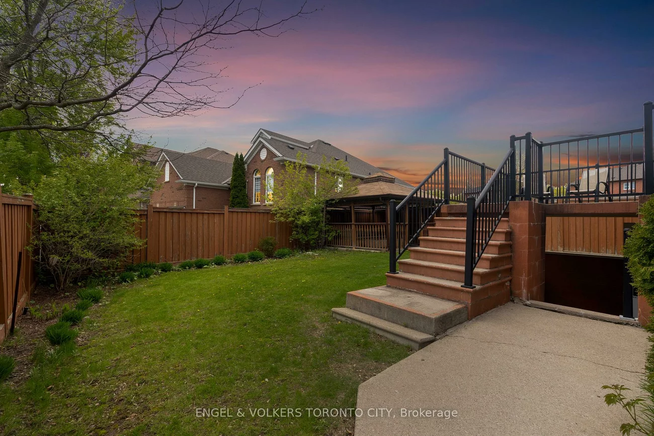 342, Sunset, Sonoma Heights, Vaughan