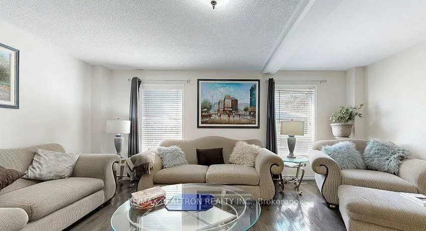 215, Drummond, Maple, Vaughan