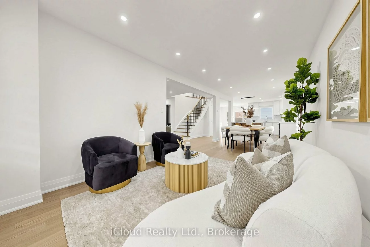 15, San Marko, East Woodbridge, Vaughan