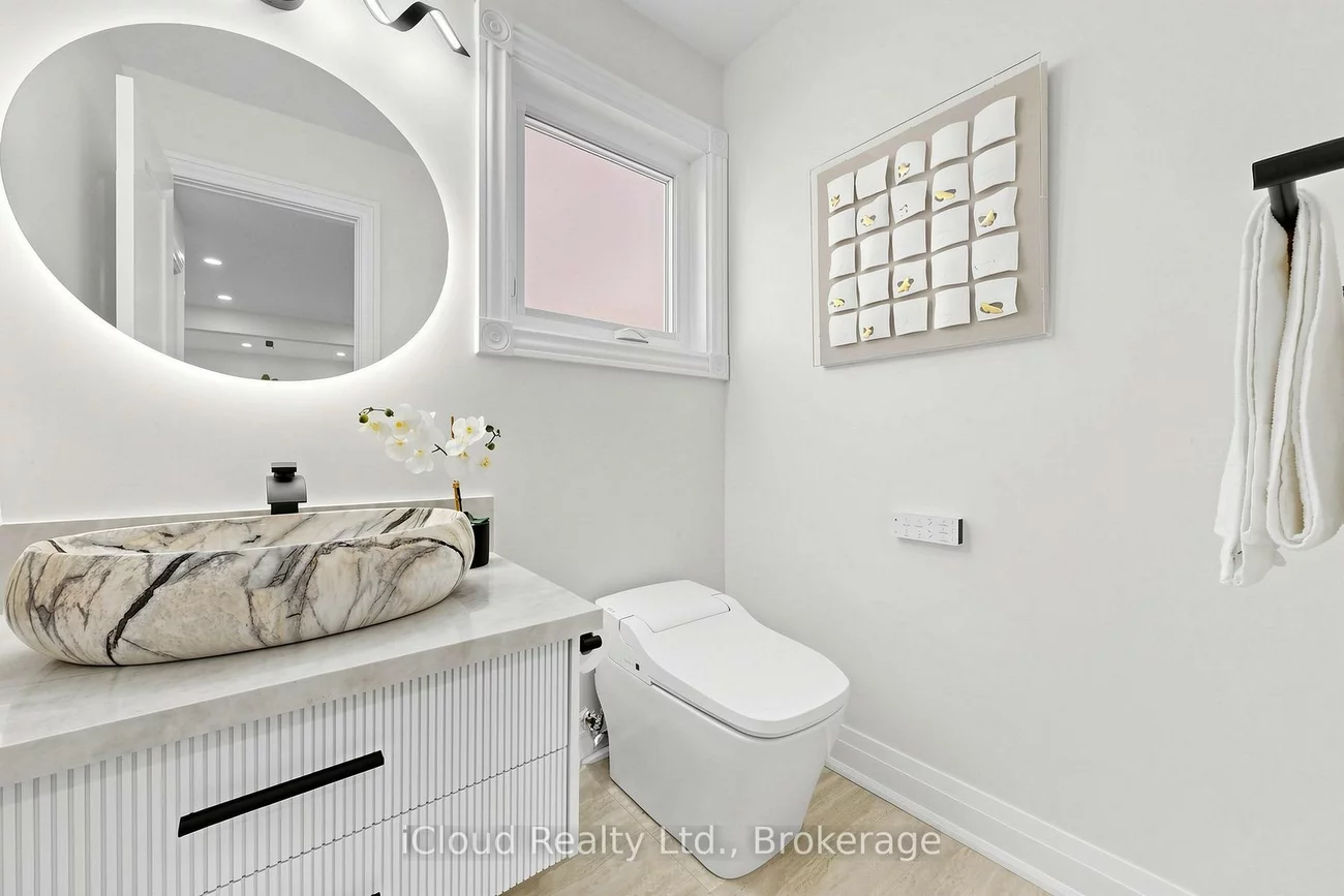 15, San Marko, East Woodbridge, Vaughan