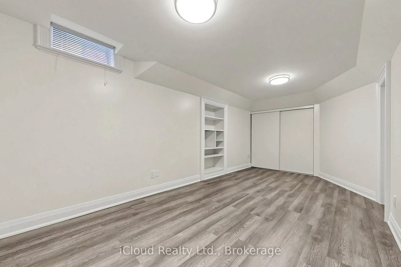 15, San Marko, East Woodbridge, Vaughan