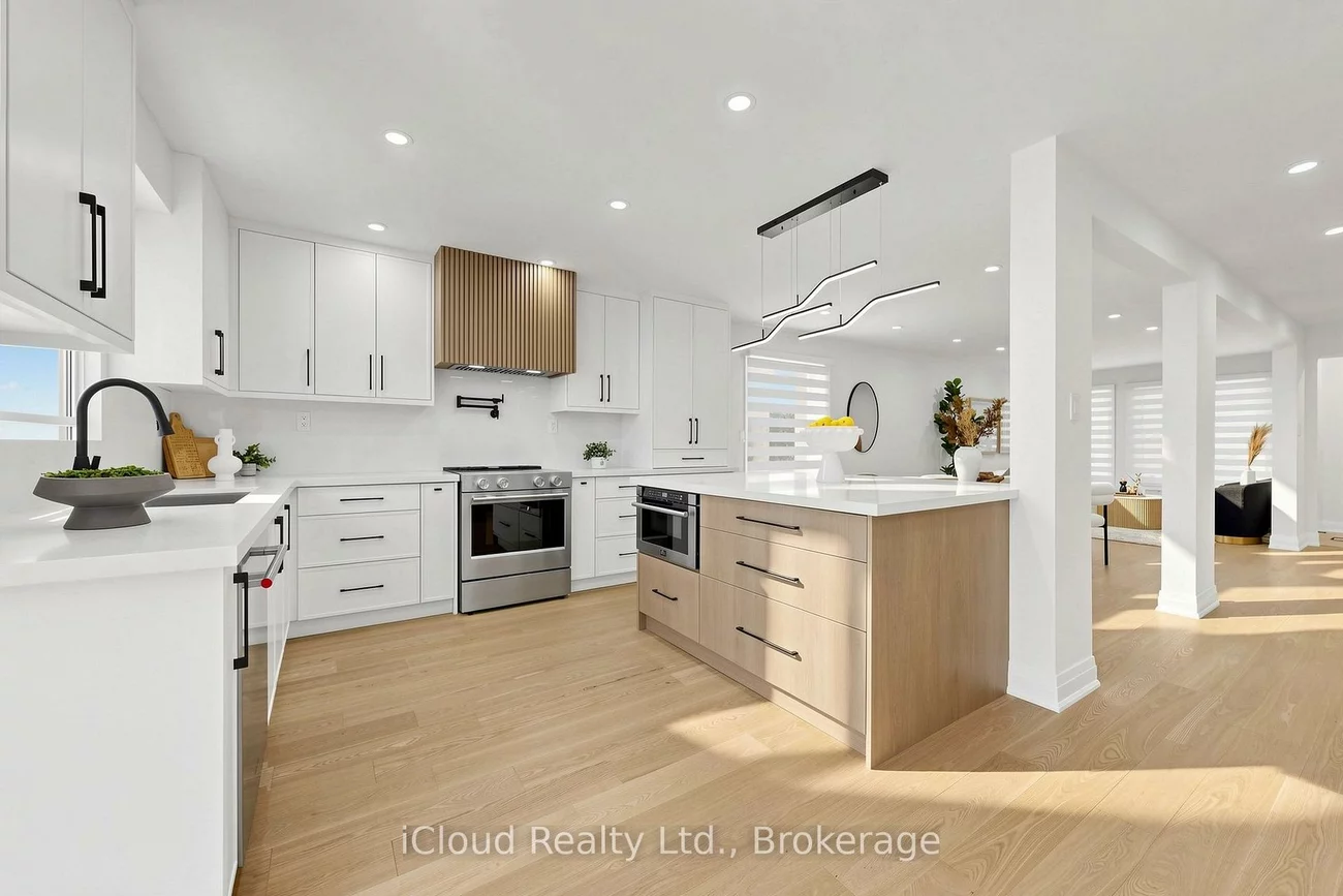 15, San Marko, East Woodbridge, Vaughan