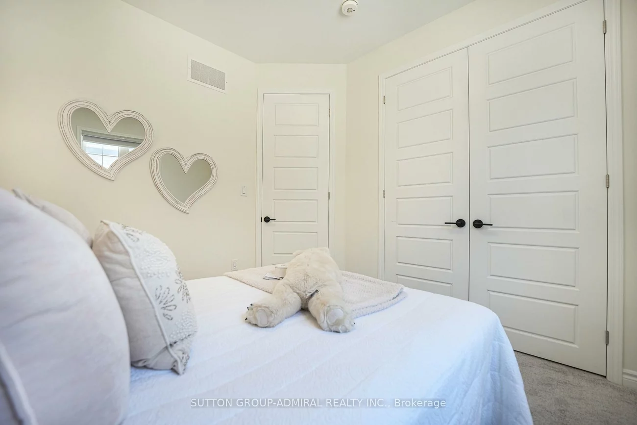 18, Morning Sparrow, Kleinburg, Vaughan
