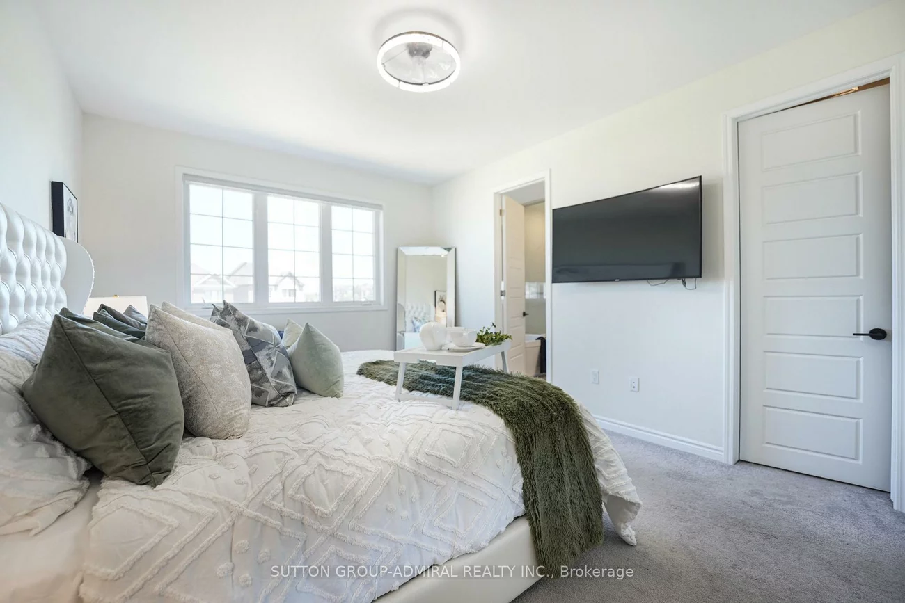 18, Morning Sparrow, Kleinburg, Vaughan