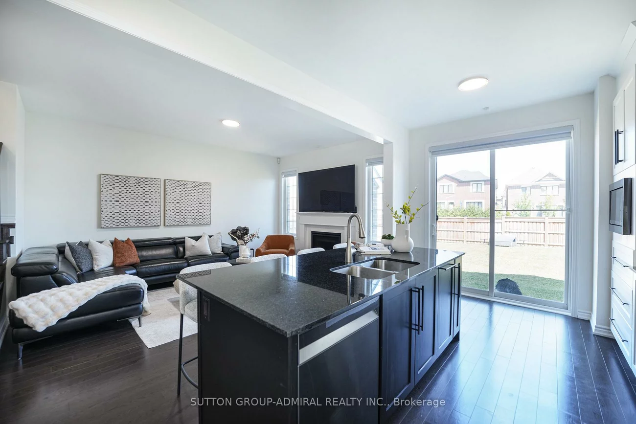 18, Morning Sparrow, Kleinburg, Vaughan