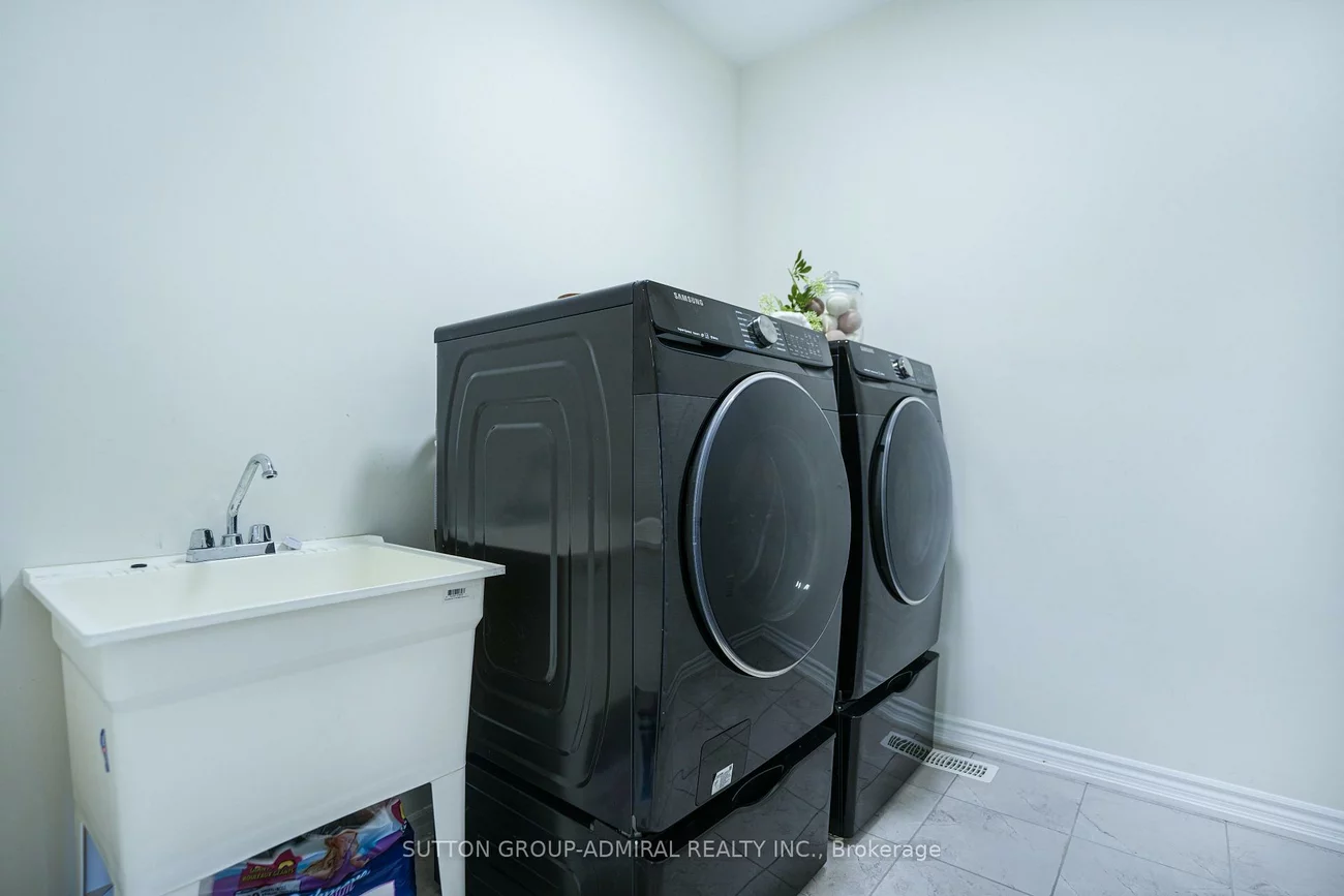 18, Morning Sparrow, Kleinburg, Vaughan