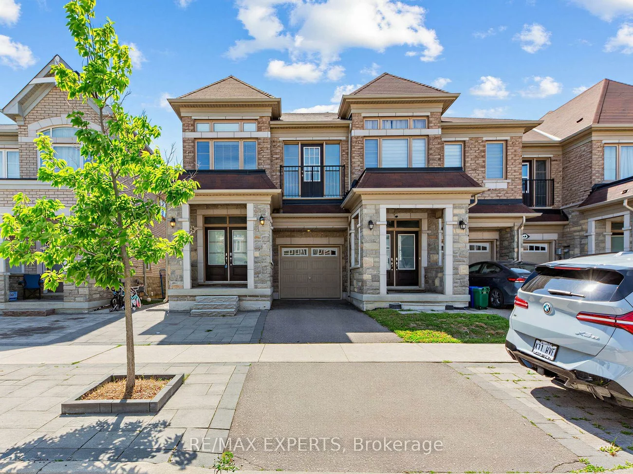 52, Vedette, Vellore Village, Vaughan