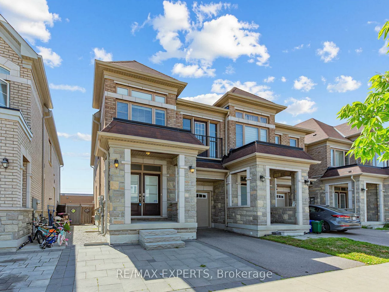 52, Vedette, Vellore Village, Vaughan