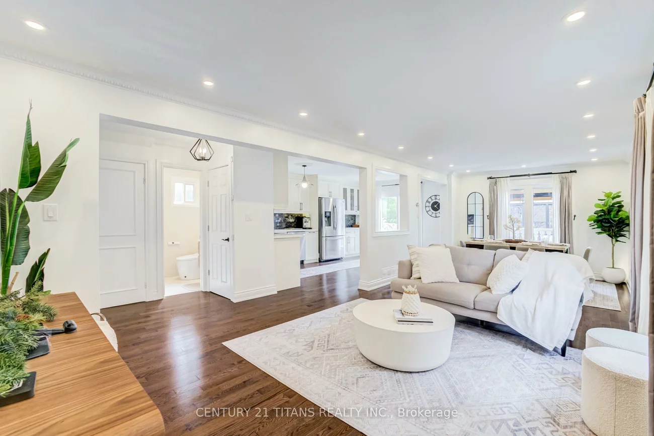 6, Blossom, West Woodbridge, Vaughan