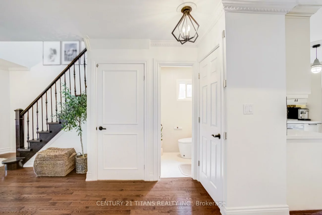 6, Blossom, West Woodbridge, Vaughan