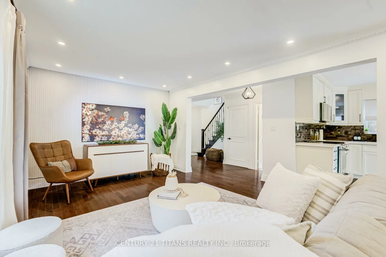 6, Blossom, West Woodbridge, Vaughan