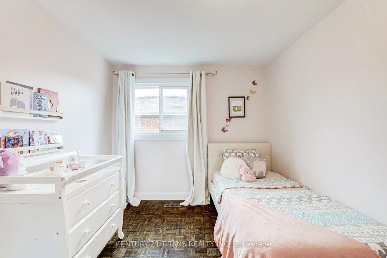 6, Blossom, West Woodbridge, Vaughan