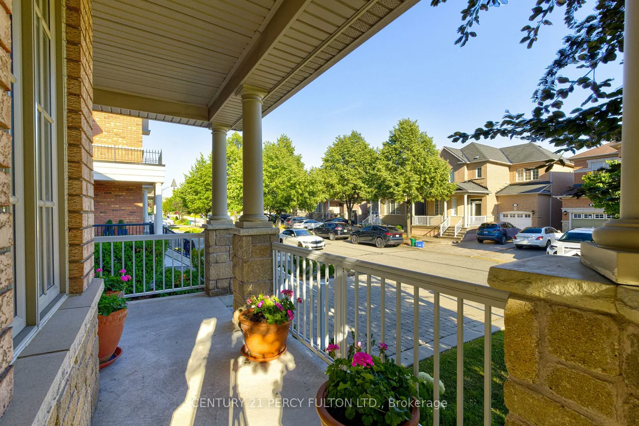 80, Saint James, Vellore Village, Vaughan