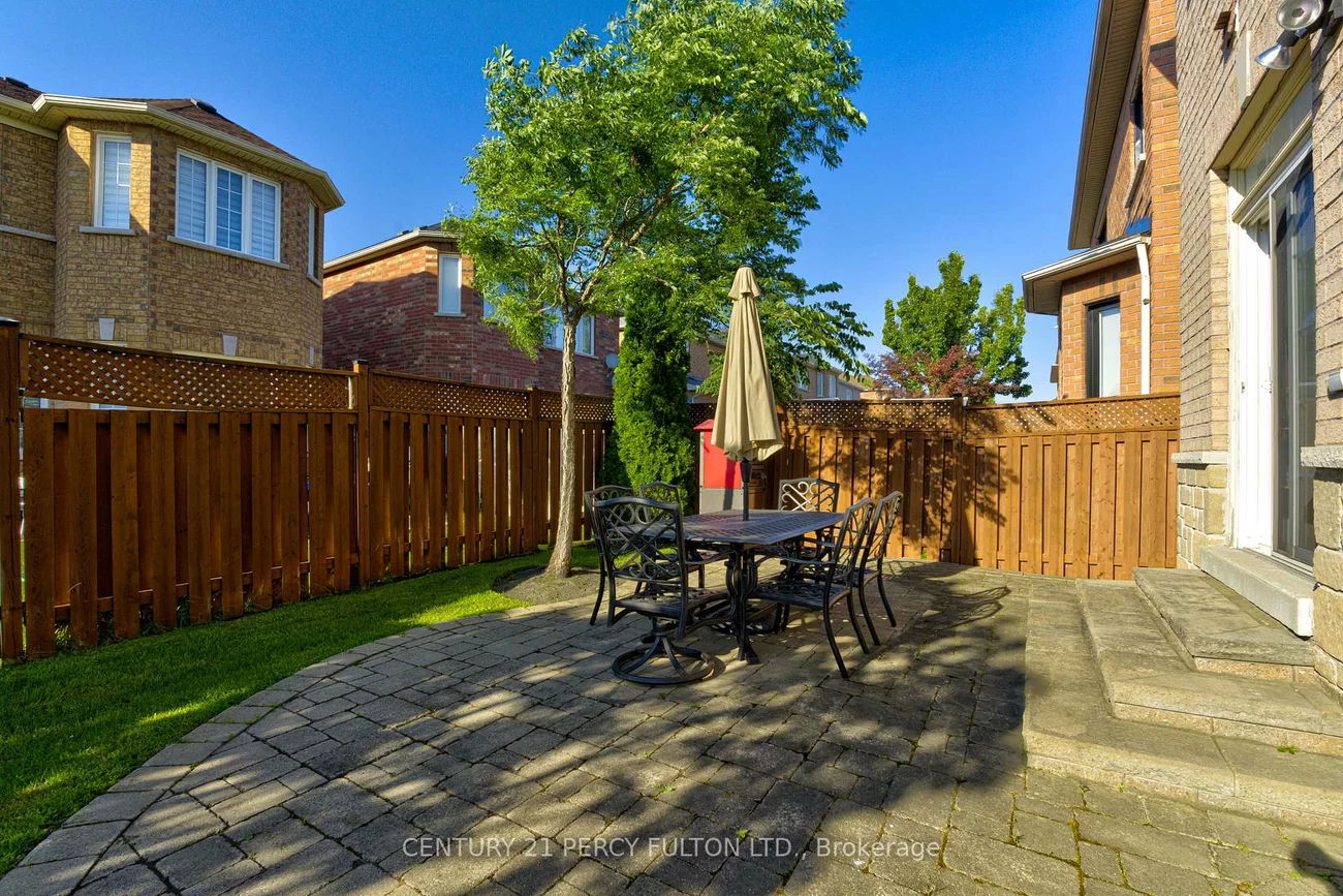 80, Saint James, Vellore Village, Vaughan