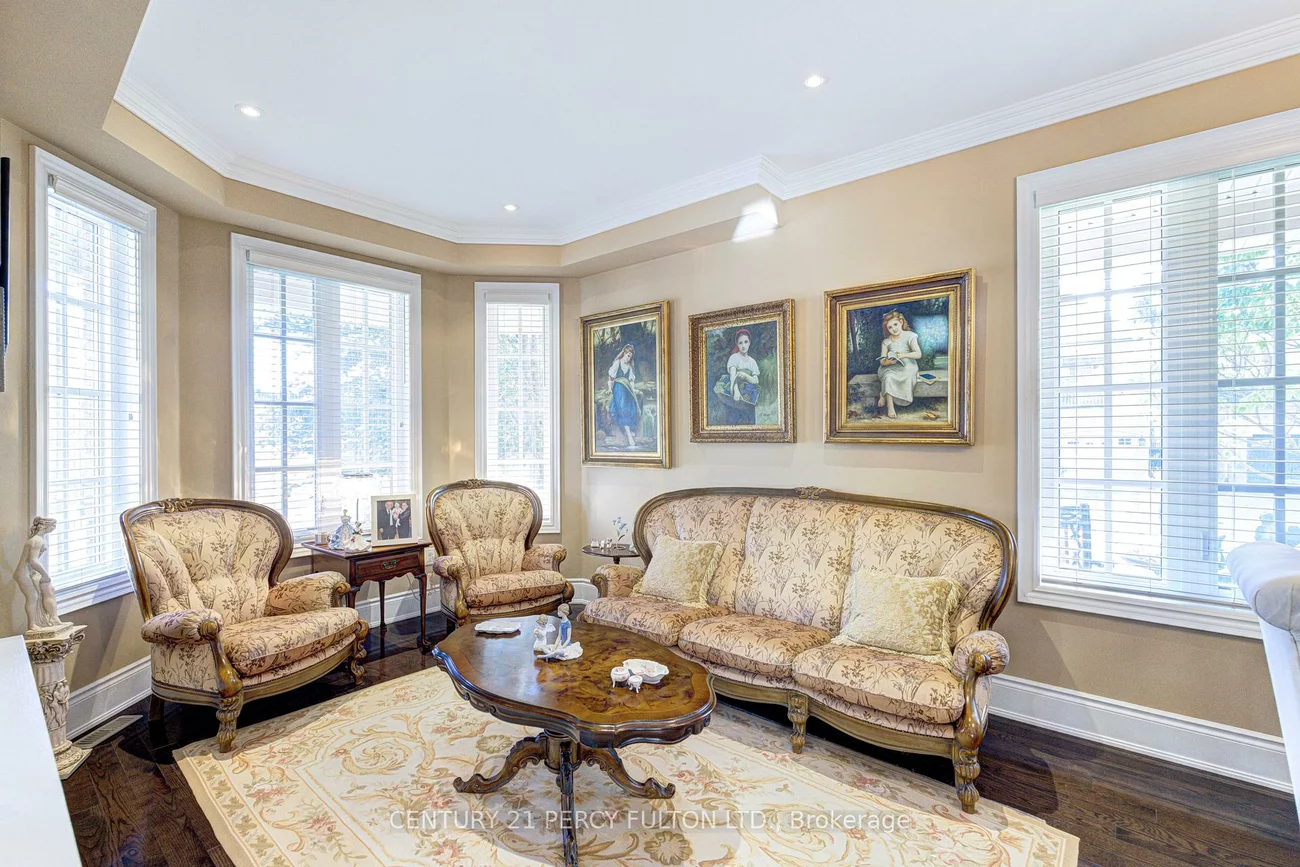 80, Saint James, Vellore Village, Vaughan