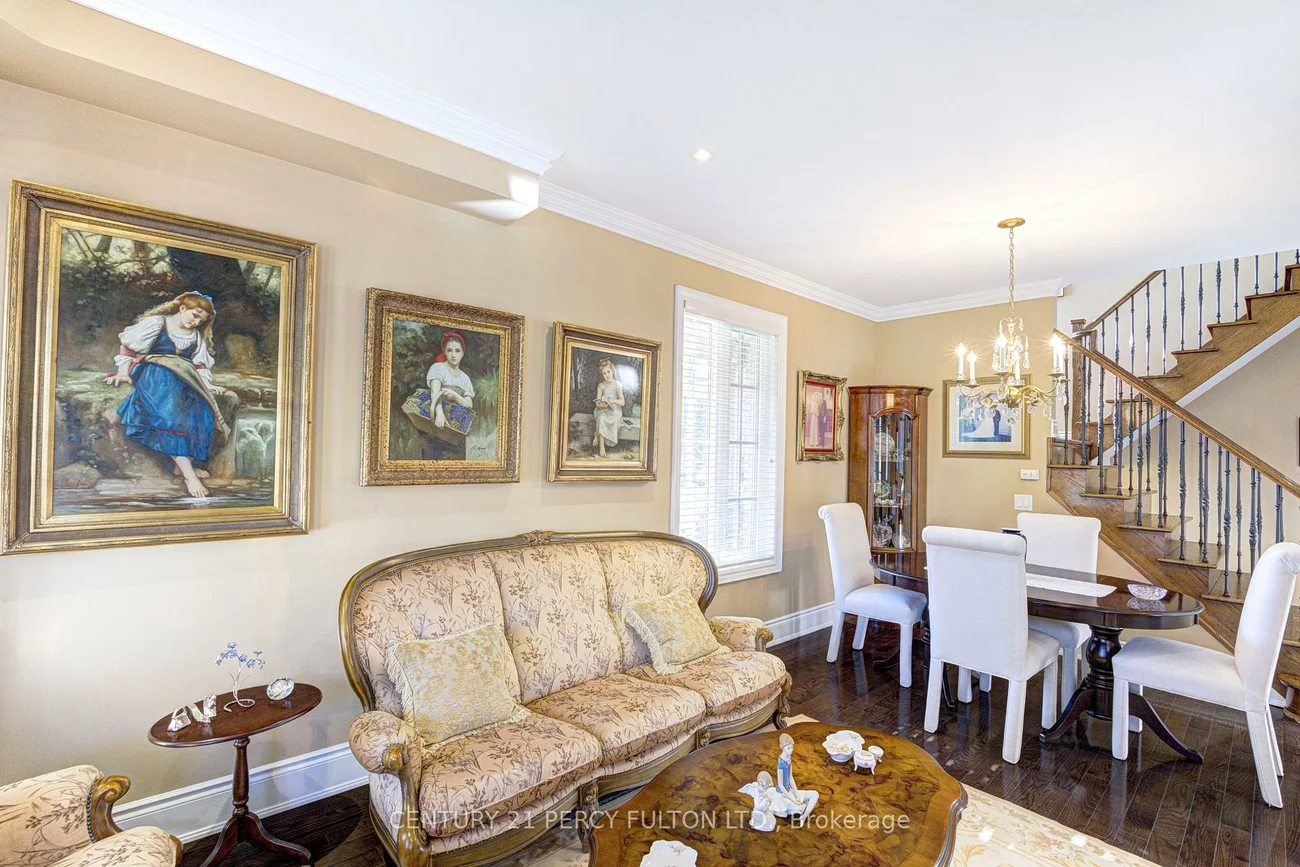 80, Saint James, Vellore Village, Vaughan