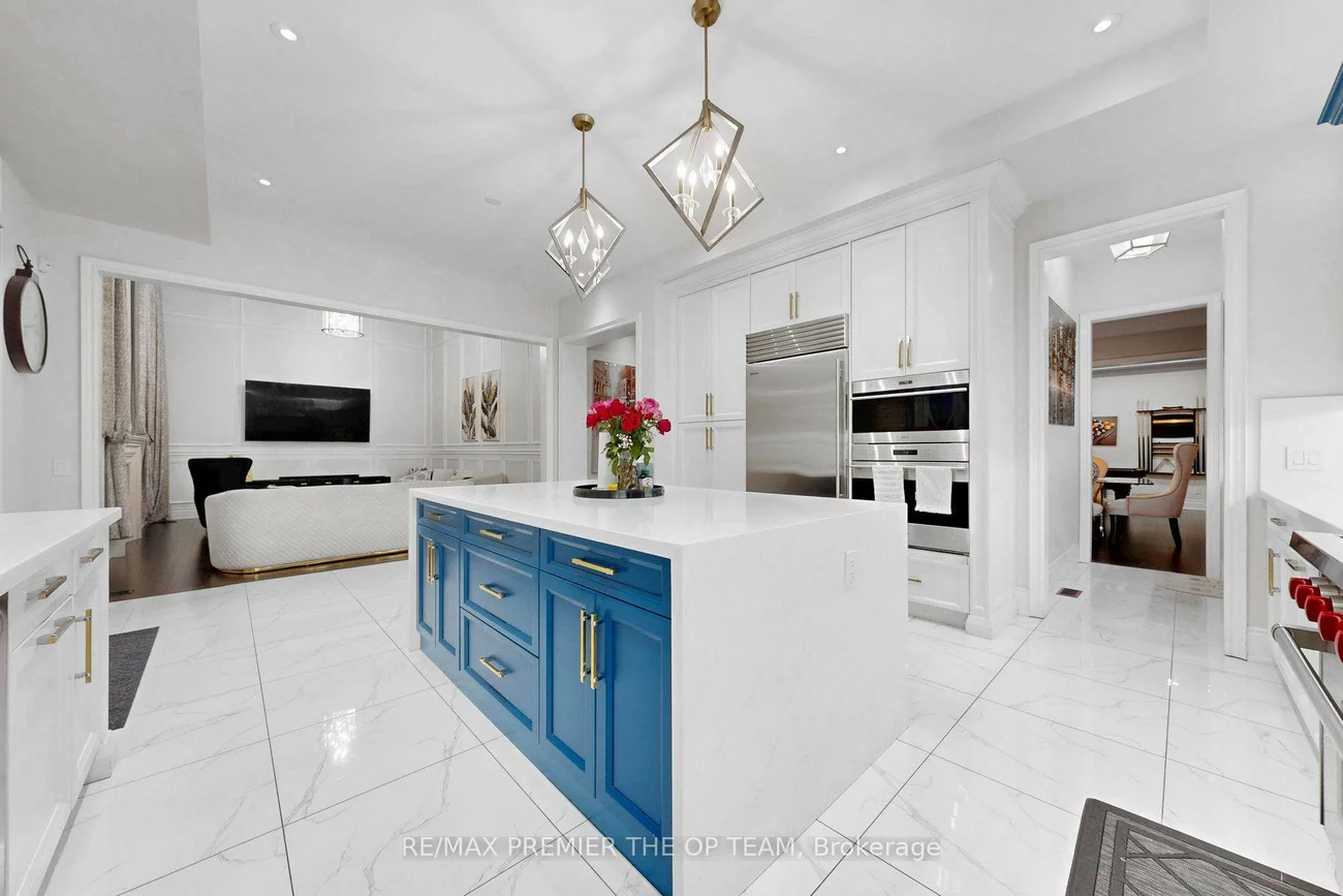 60, Chesney, Kleinburg, Vaughan