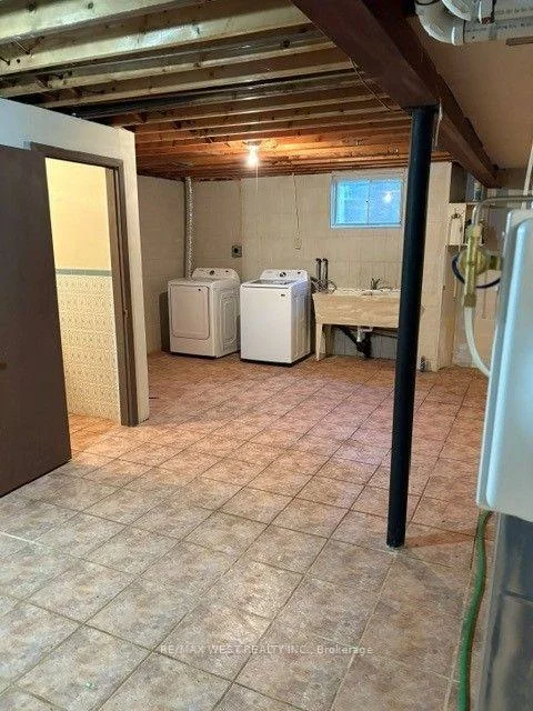 98, Jeanne, East Woodbridge, Vaughan