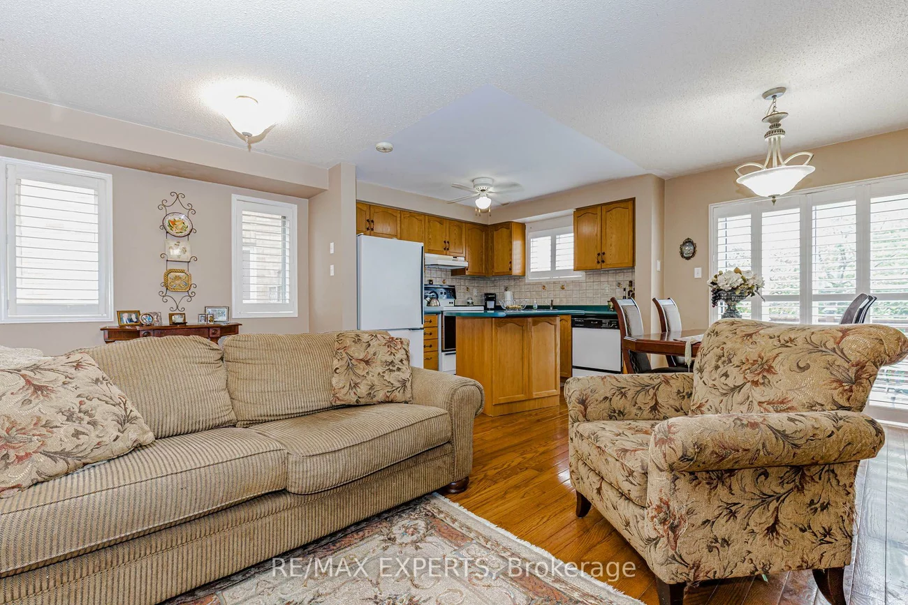 225, Kelso, Maple, Vaughan