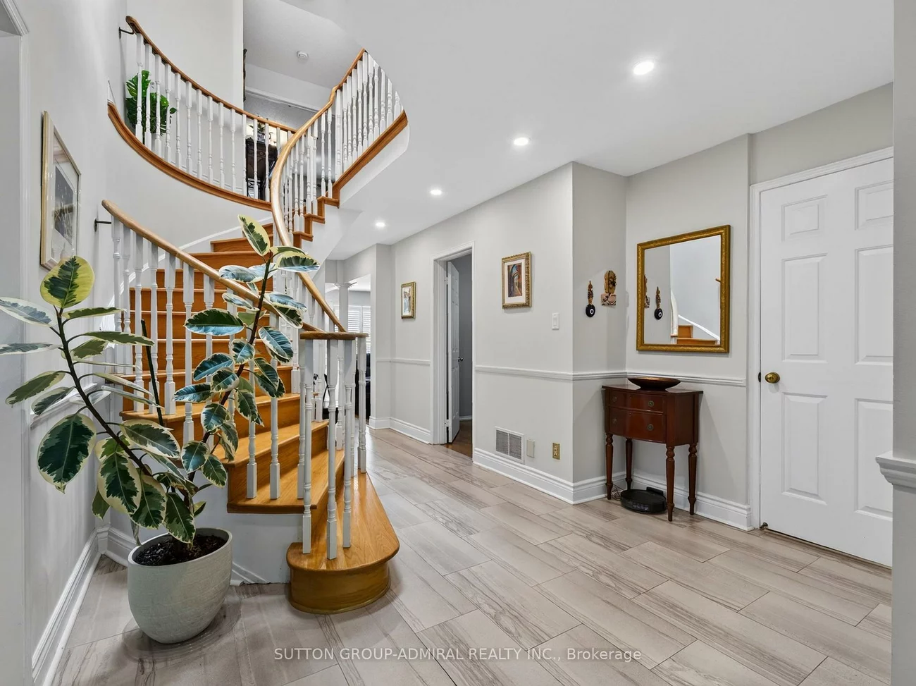 99, Dundurn, Uplands, Vaughan