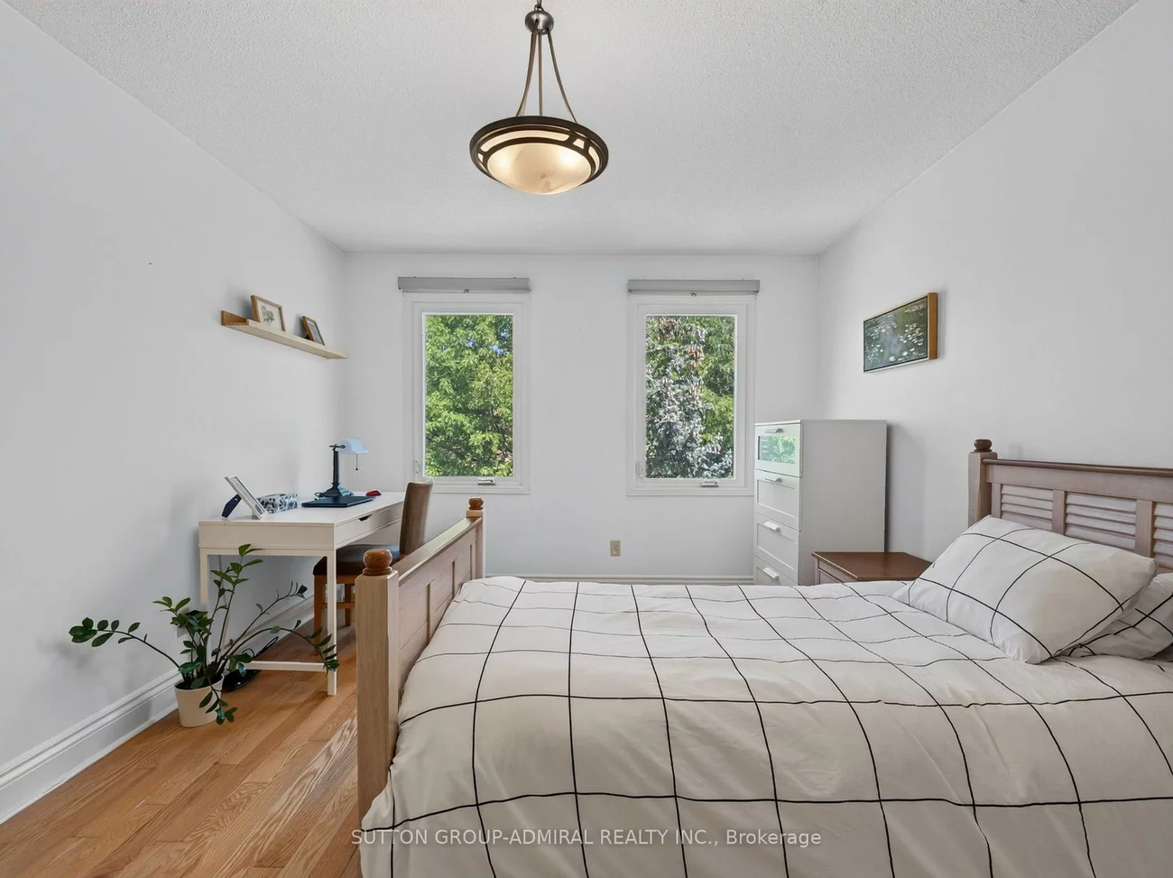99, Dundurn, Uplands, Vaughan