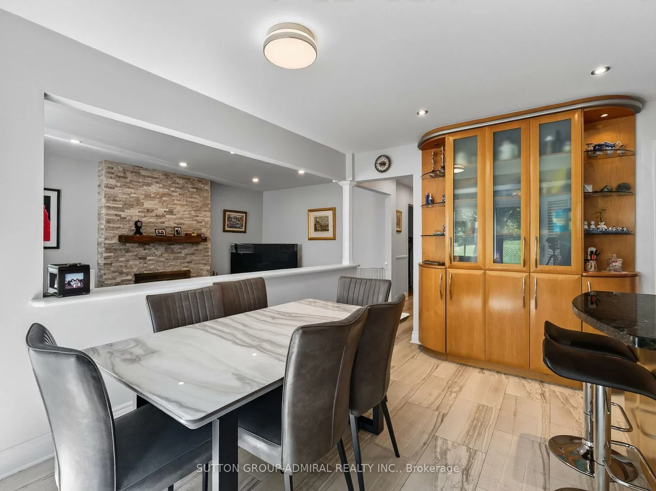 99, Dundurn, Uplands, Vaughan