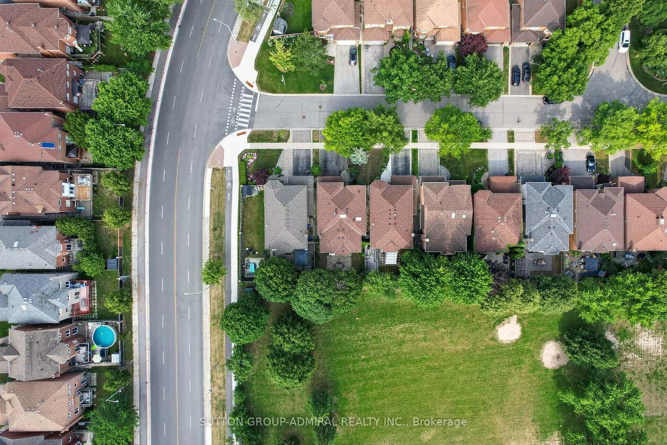 99, Dundurn, Uplands, Vaughan