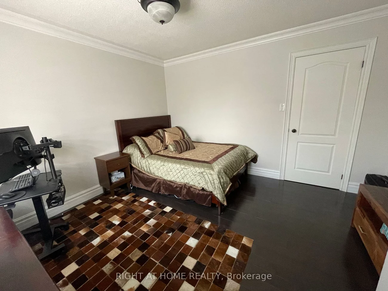 39, Scarlett, Vellore Village, Vaughan