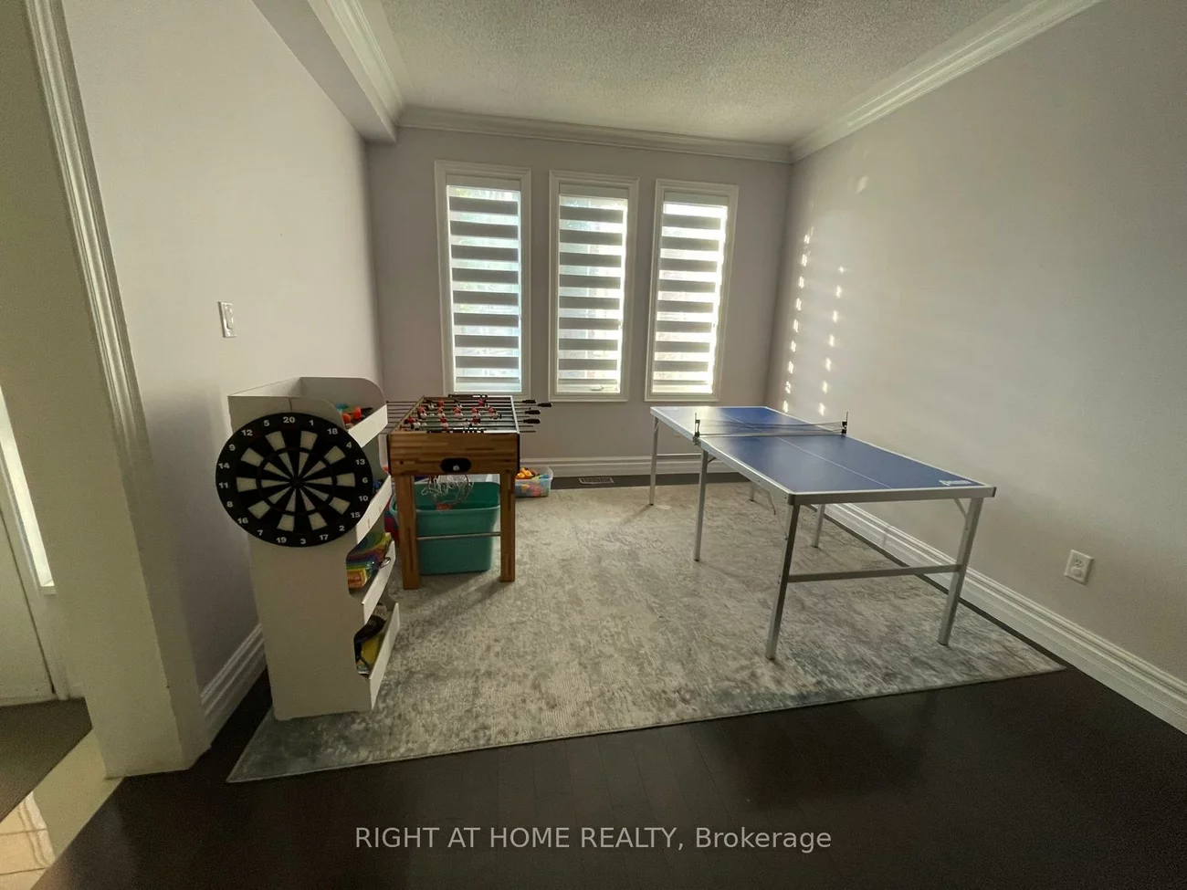 39, Scarlett, Vellore Village, Vaughan
