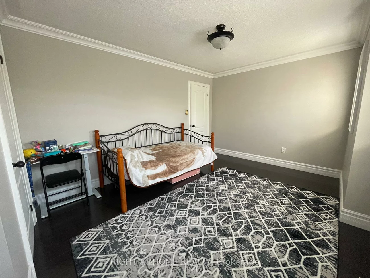 39, Scarlett, Vellore Village, Vaughan