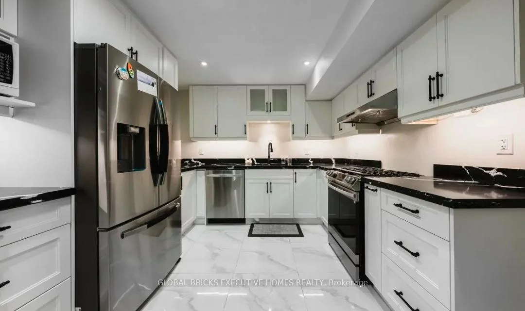 99, Benjamin, East Woodbridge, Vaughan