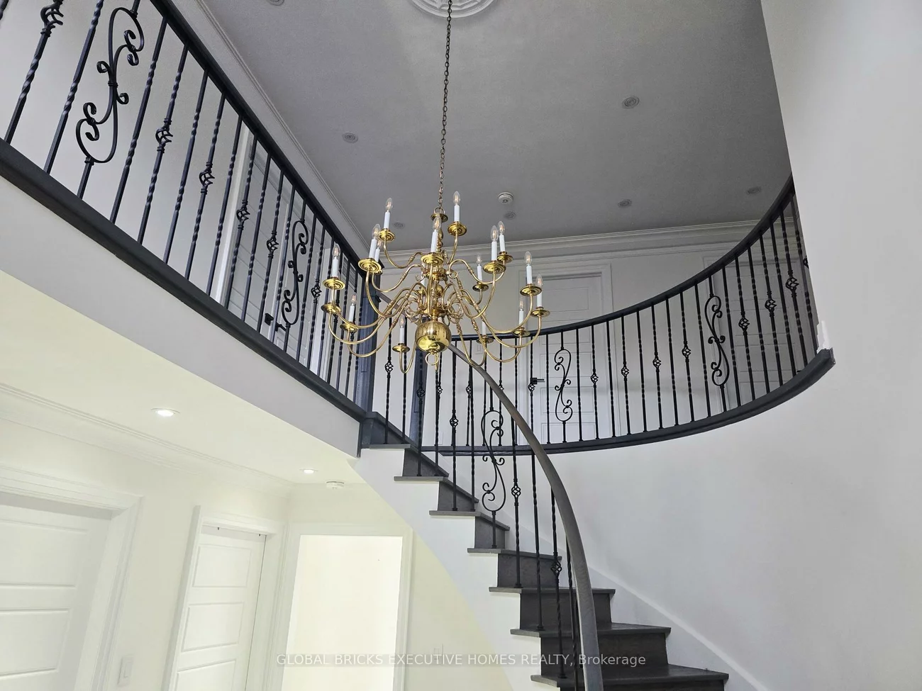 99, Benjamin, East Woodbridge, Vaughan