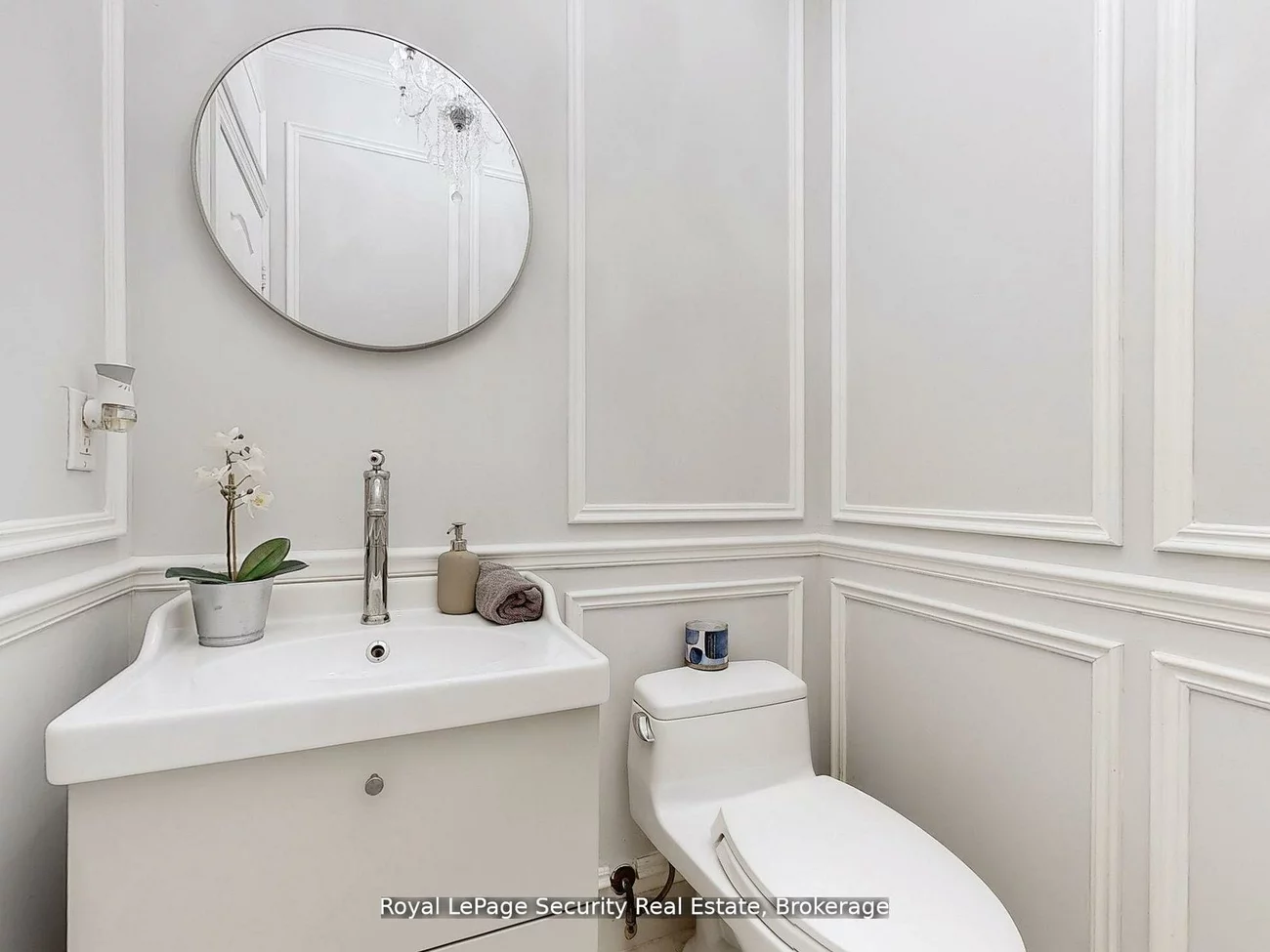 128, Daiseyfield, Vellore Village, Vaughan