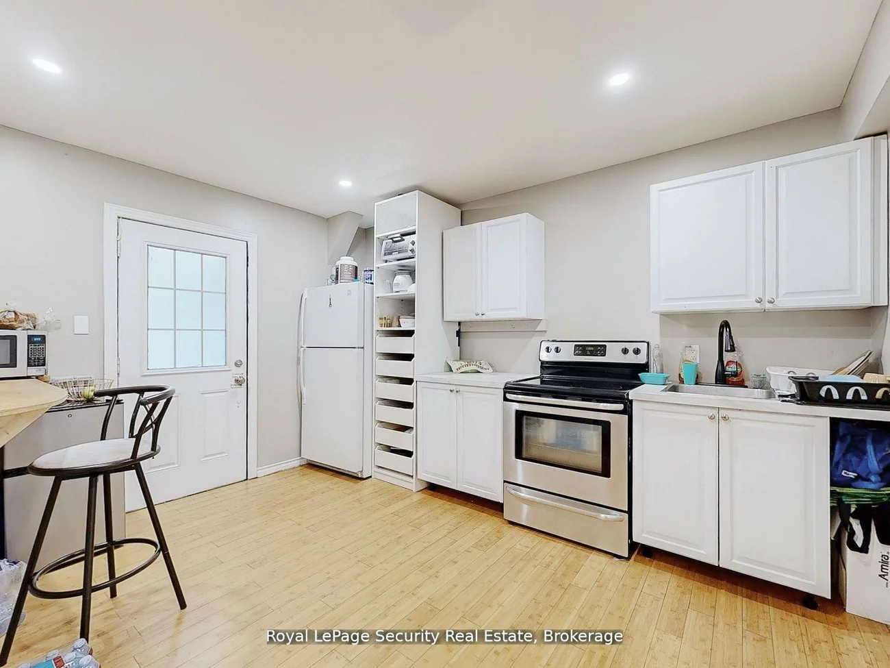 128, Daiseyfield, Vellore Village, Vaughan