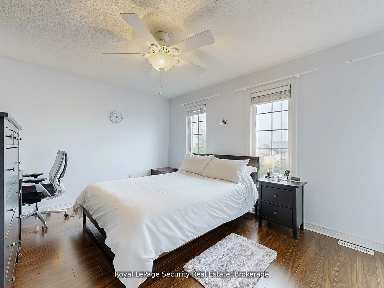 128, Daiseyfield, Vellore Village, Vaughan