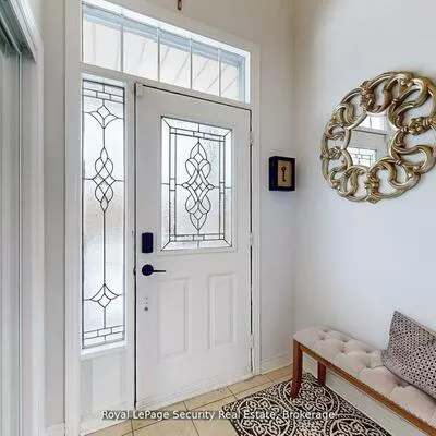 128, Daiseyfield, Vellore Village, Vaughan