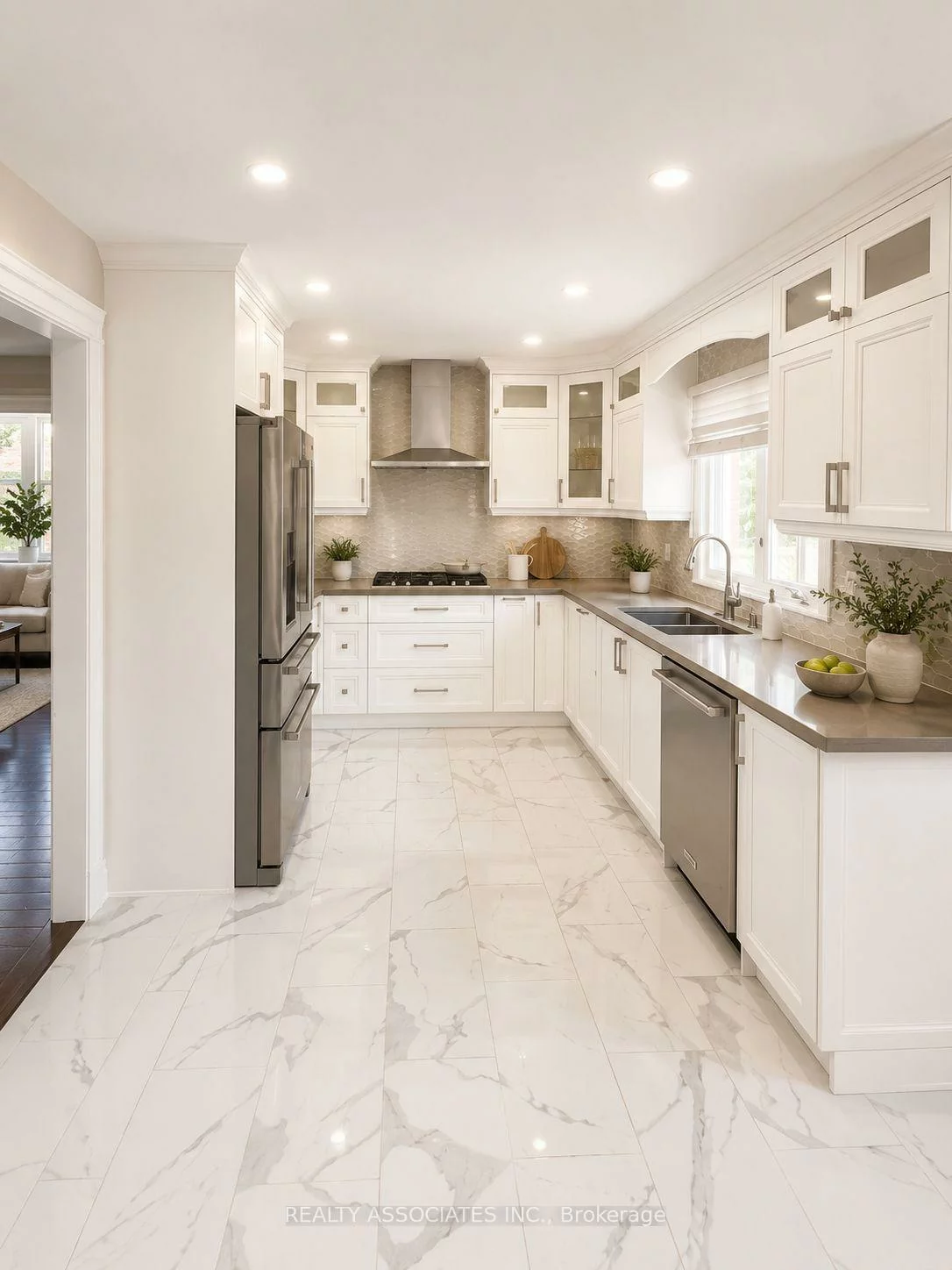96, Zinnia, West Woodbridge, Vaughan