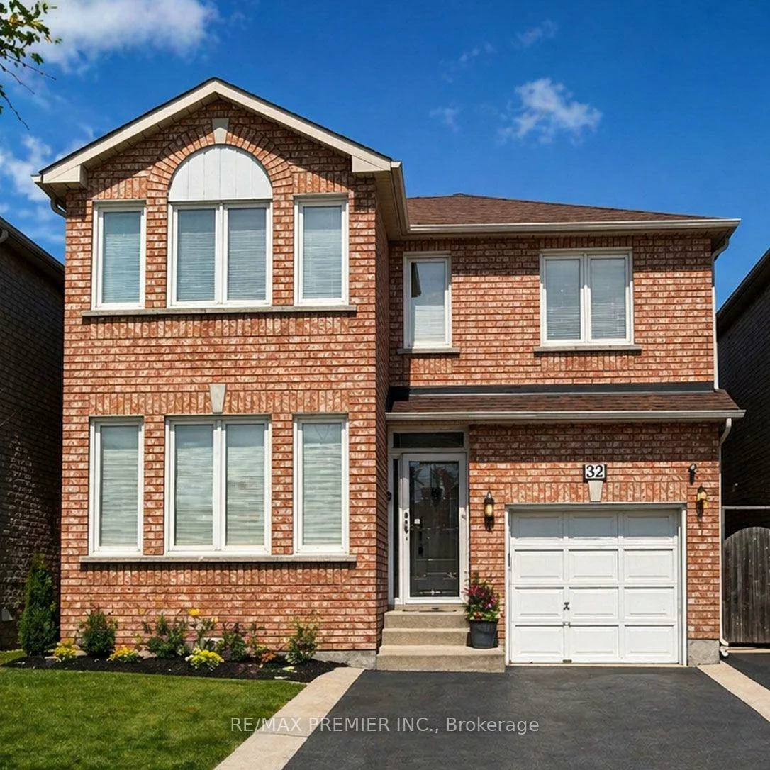 32, Stonebriar, Maple, Vaughan