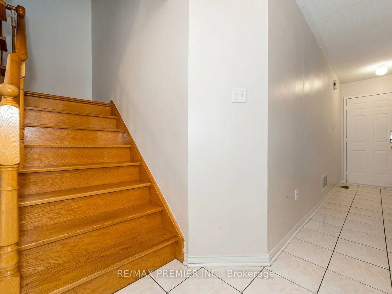 32, Stonebriar, Maple, Vaughan
