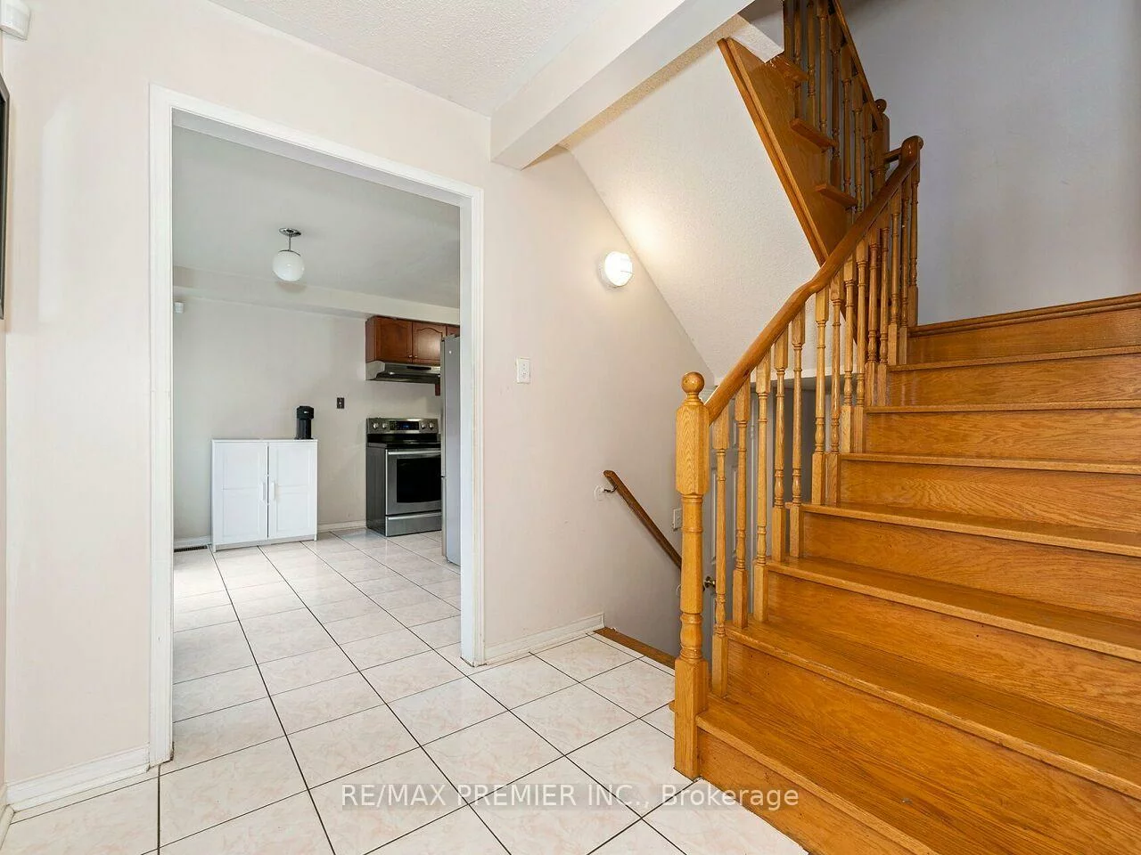 32, Stonebriar, Maple, Vaughan