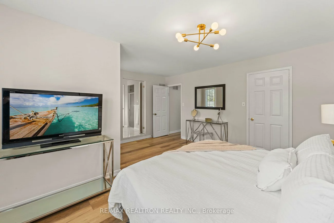 143, Spring Gate, Crestwood-Springfarm-Yorkhill, Vaughan