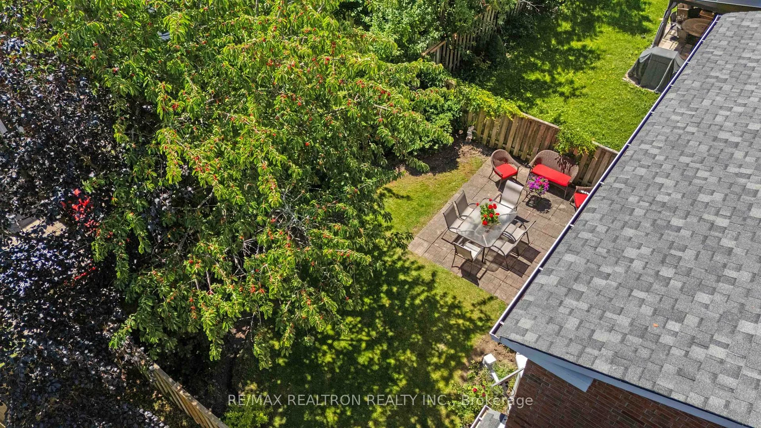 143, Spring Gate, Crestwood-Springfarm-Yorkhill, Vaughan