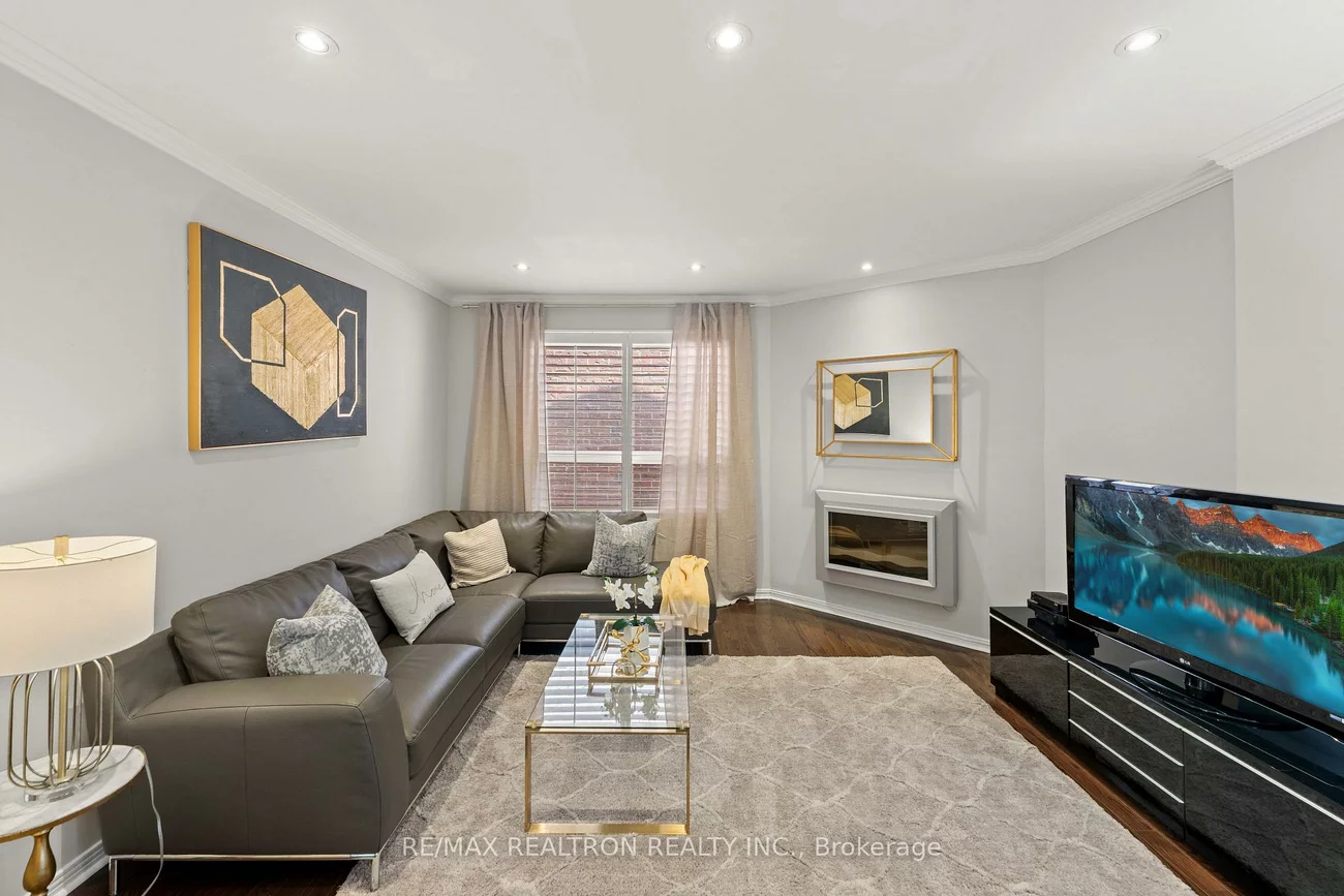 143, Spring Gate, Crestwood-Springfarm-Yorkhill, Vaughan