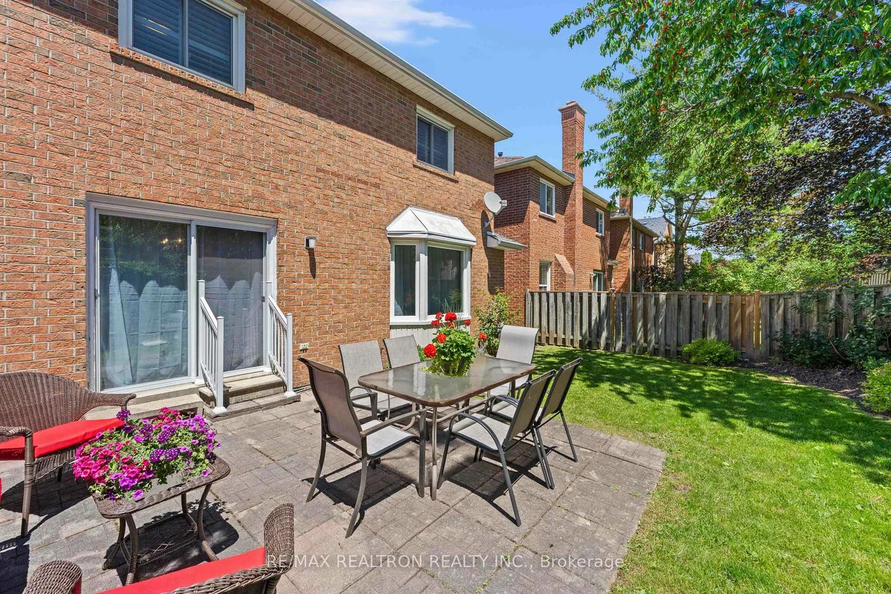 143, Spring Gate, Crestwood-Springfarm-Yorkhill, Vaughan