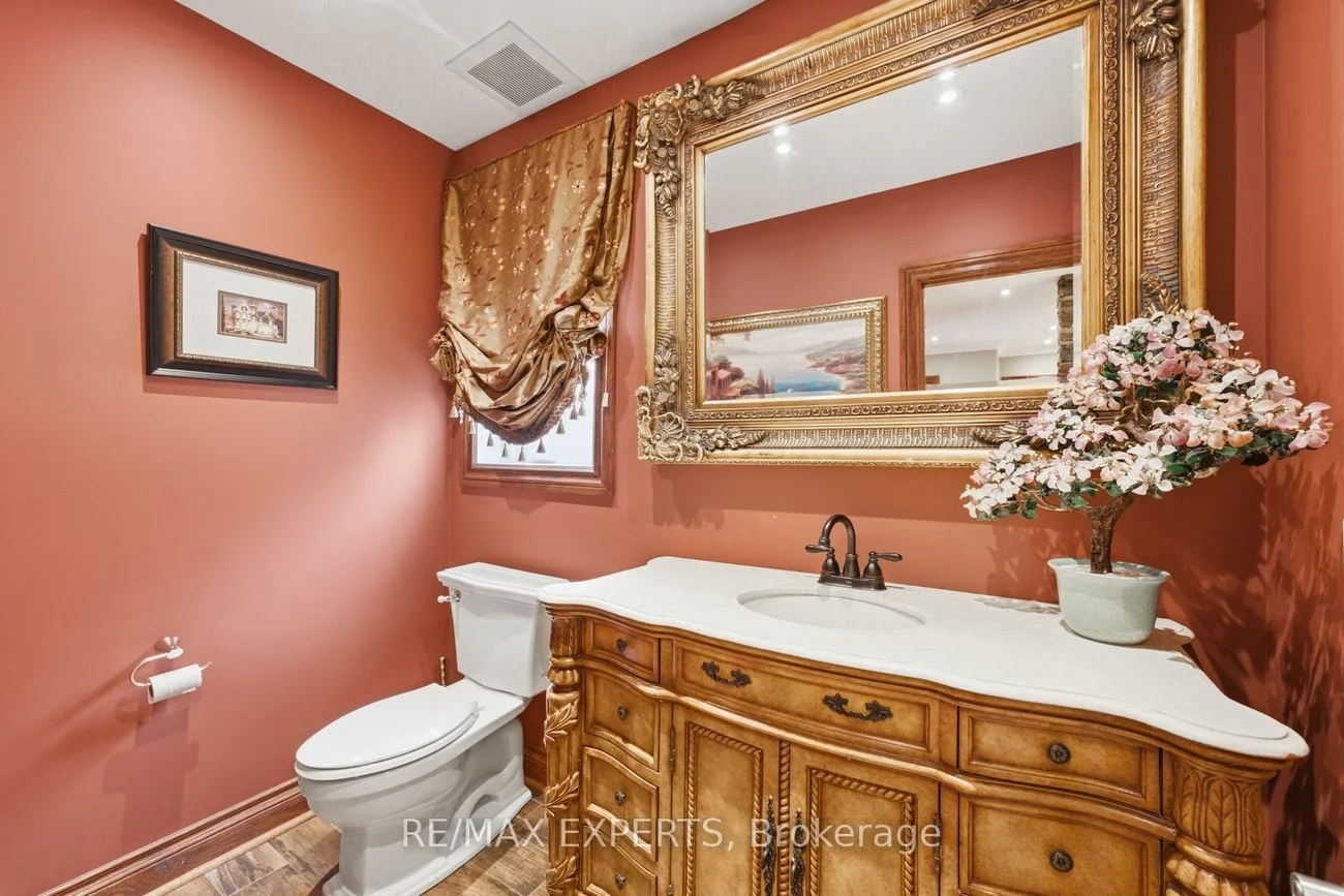 215, Velmar, East Woodbridge, Vaughan