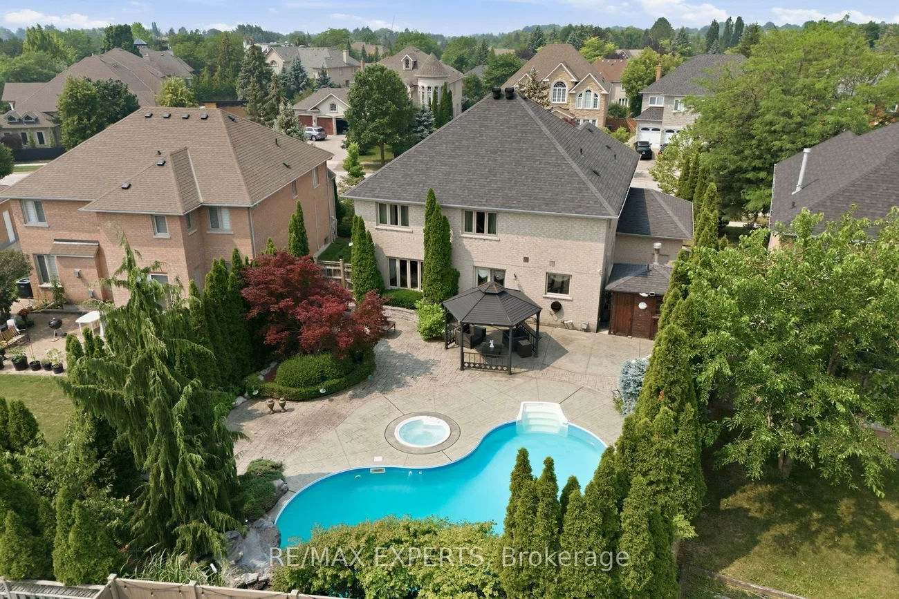 215, Velmar, East Woodbridge, Vaughan