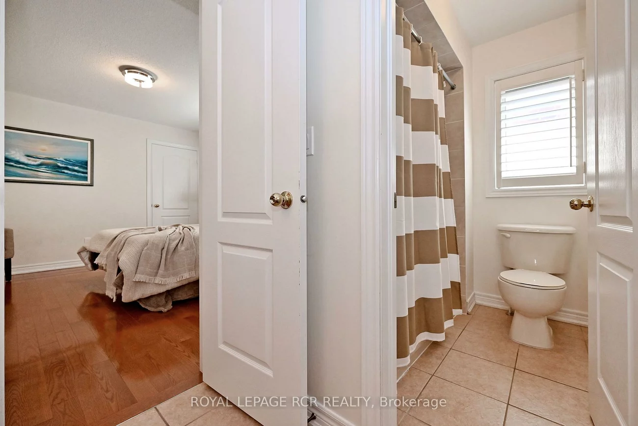 43, Ivy Glen, Patterson, Vaughan