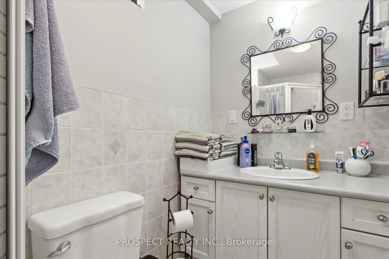 348, Vellore, Vellore Village, Vaughan