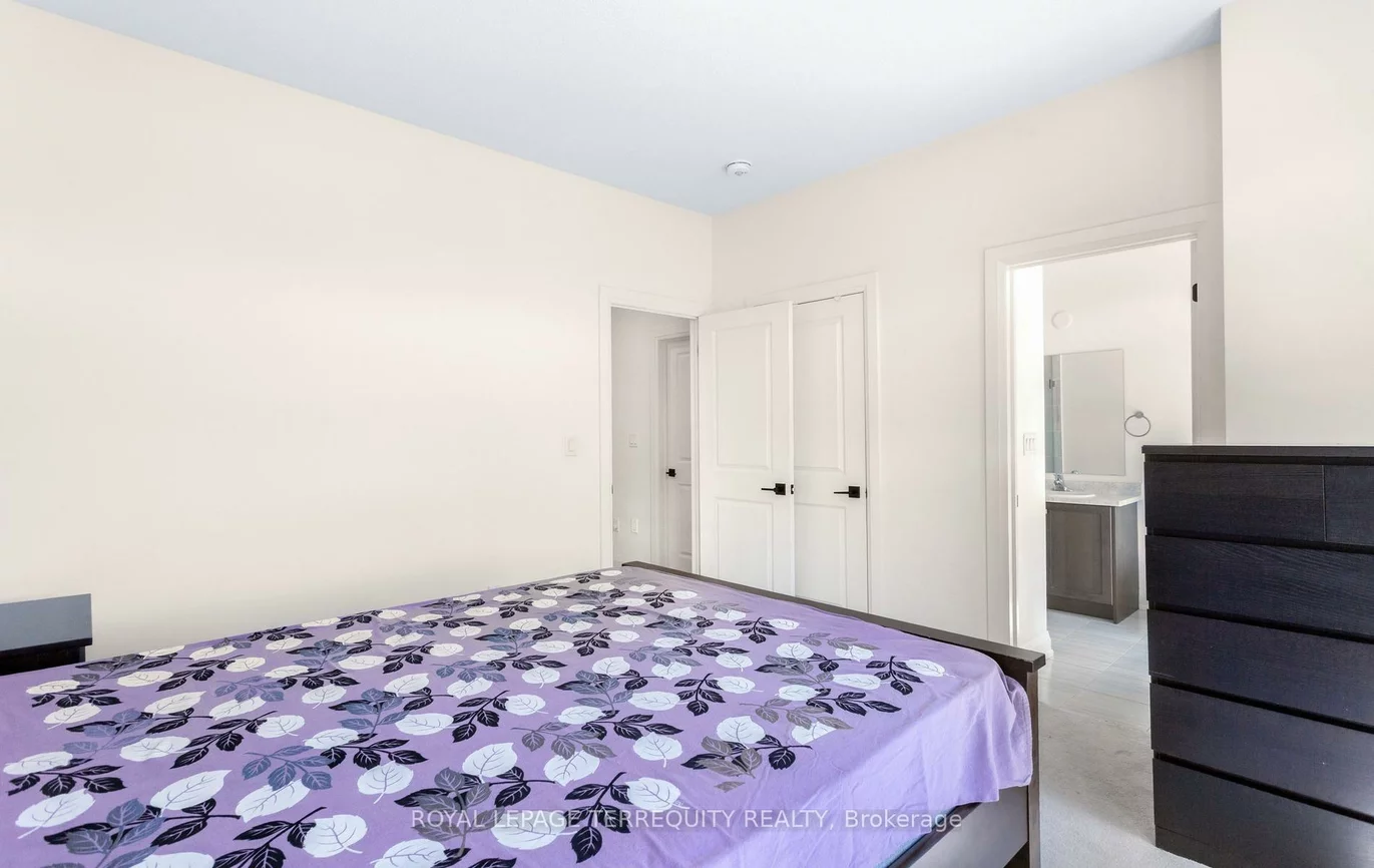 242, Factor, Kleinburg, Vaughan